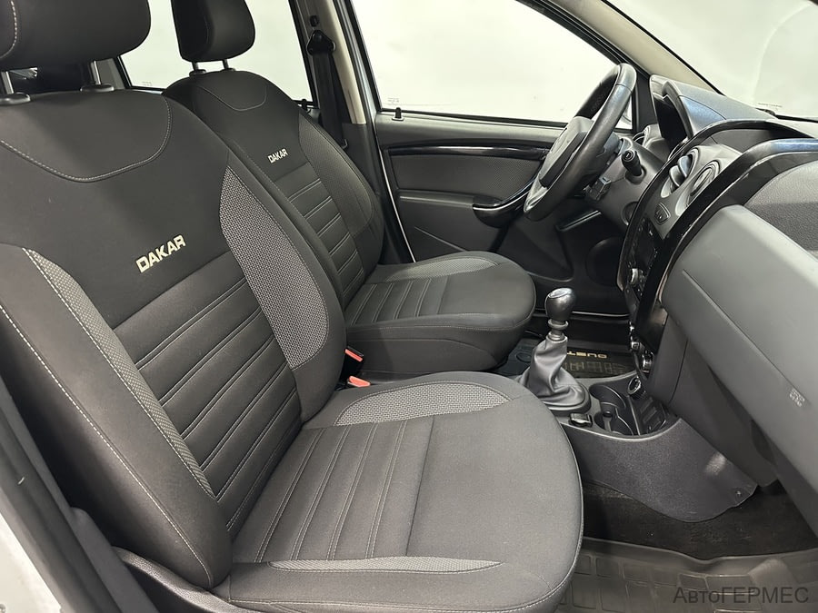 Фото RENAULT Duster I Рестайлинг с пробегом | №12 Фото RENAULT Duster I Рестайлинг с пробегом | №12