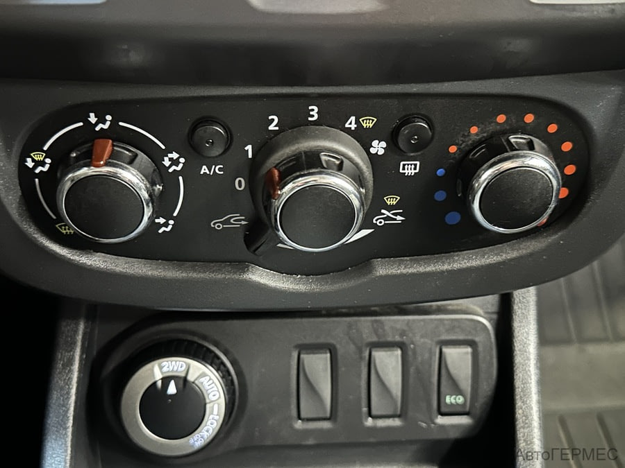 Фото RENAULT Duster I Рестайлинг с пробегом | №7 Фото RENAULT Duster I Рестайлинг с пробегом | №7