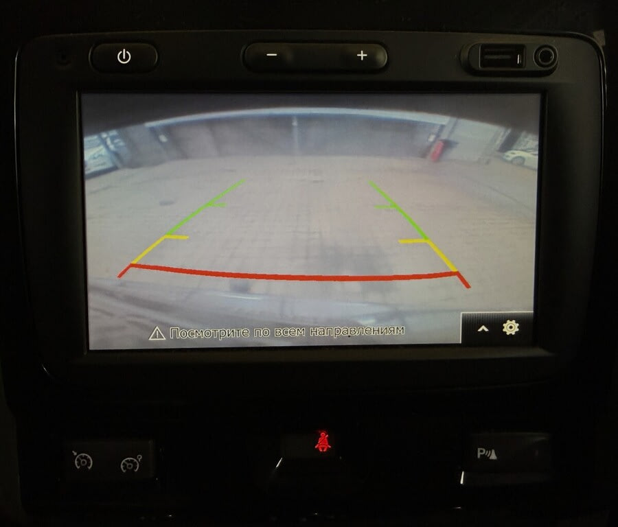 Фото RENAULT Duster I Рестайлинг с пробегом | №8