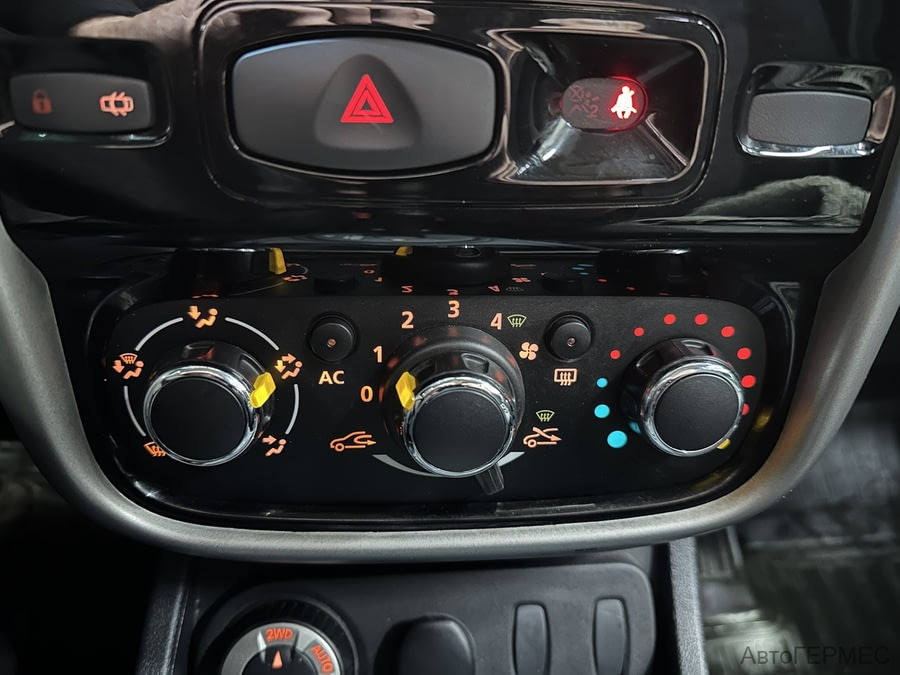 Фото RENAULT Duster I с пробегом | №7 Фото RENAULT Duster I с пробегом | №7