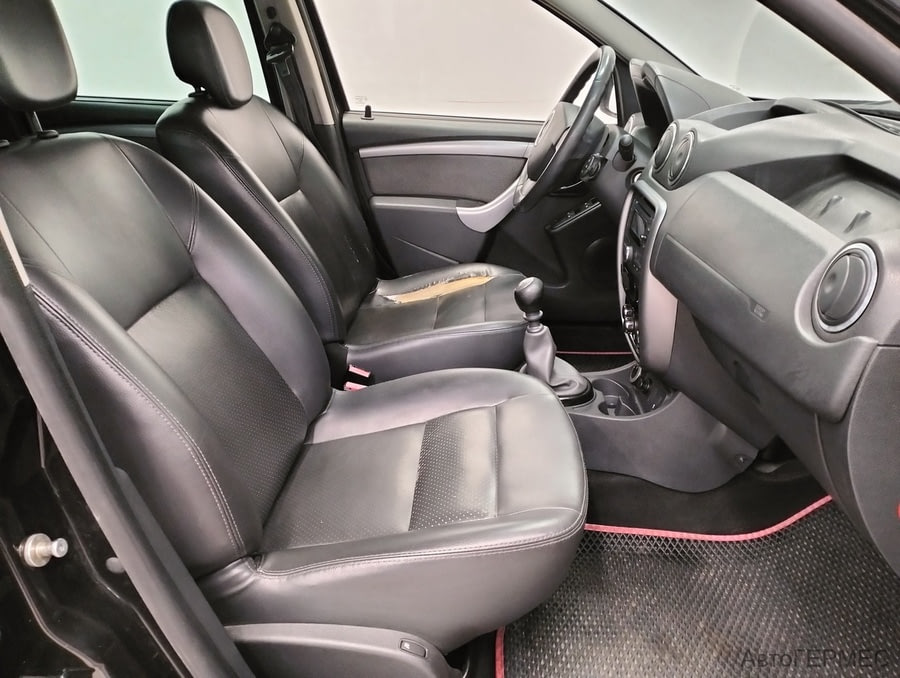 Фото RENAULT Duster I с пробегом | №12 Фото RENAULT Duster I с пробегом | №12