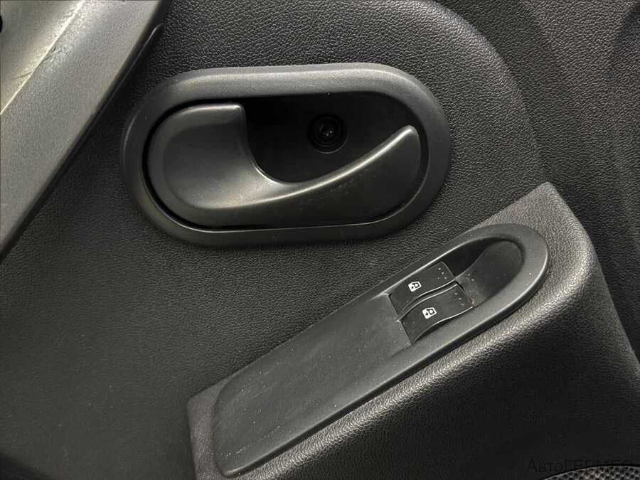 Фото RENAULT Duster I с пробегом | №8