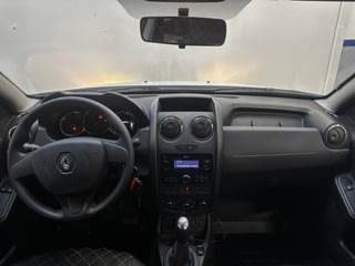 Фото RENAULT Duster I Рестайлинг с пробегом