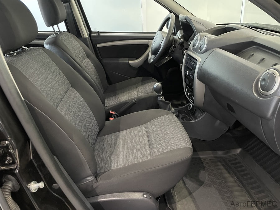 Фото RENAULT Duster I с пробегом | №13 Фото RENAULT Duster I с пробегом | №13
