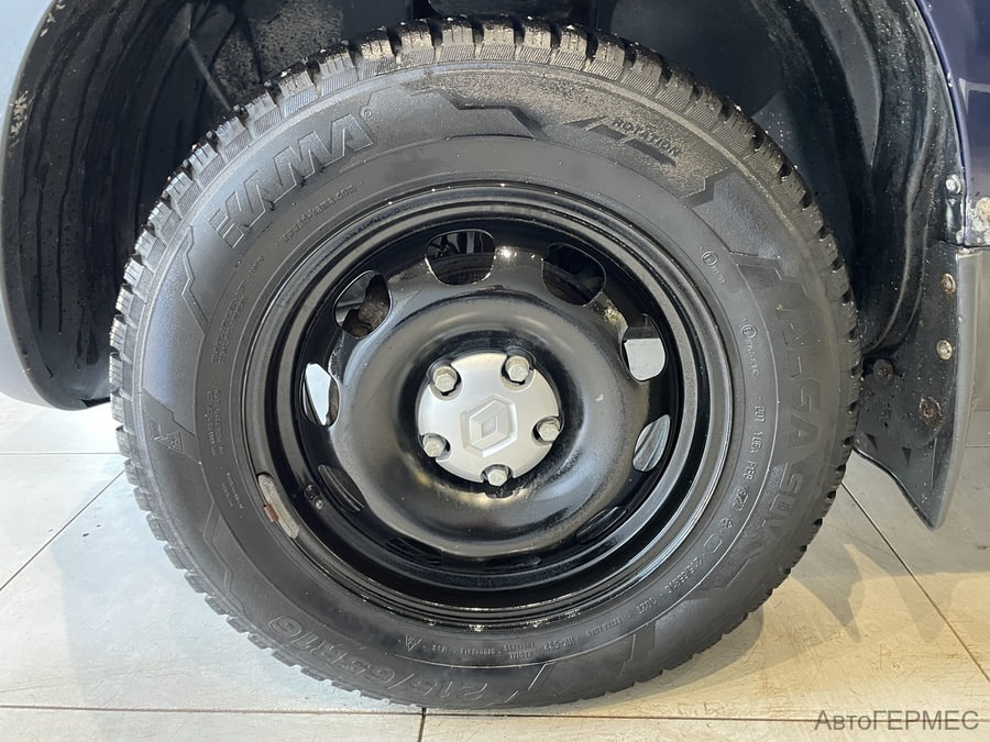 Фото RENAULT Duster I с пробегом | №13