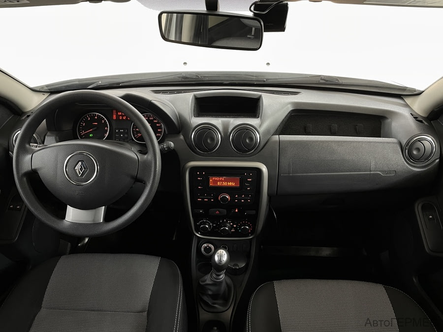 Фото RENAULT Duster I с пробегом | №5