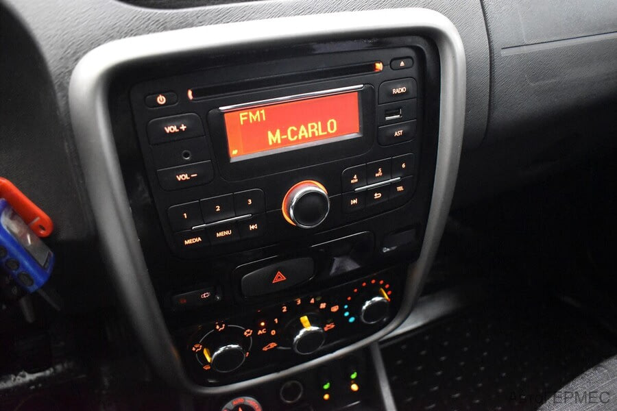 Фото RENAULT Duster I с пробегом | №7 Фото RENAULT Duster I с пробегом | №7