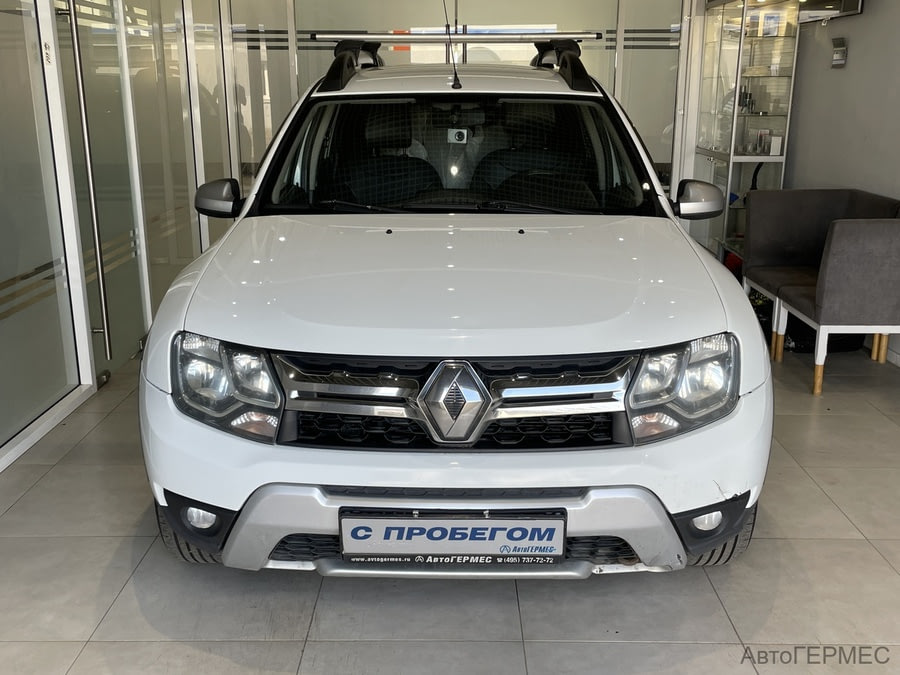 Фото RENAULT Duster I Рестайлинг с пробегом | №2
