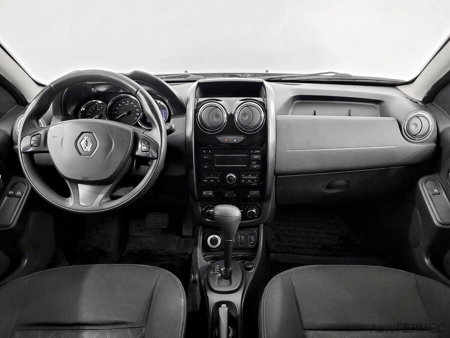 Фото RENAULT Duster I Рестайлинг с пробегом | №5