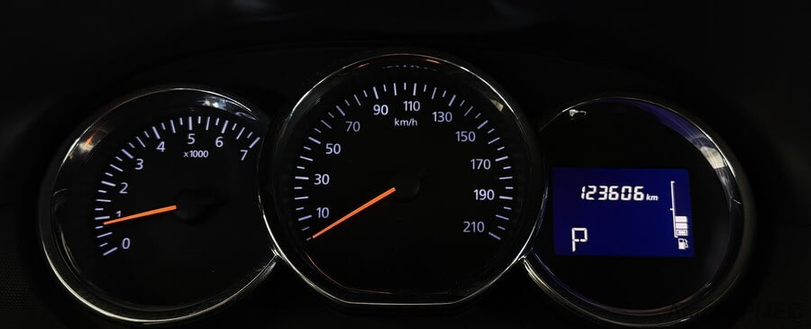 Фото RENAULT Duster I Рестайлинг с пробегом | №6