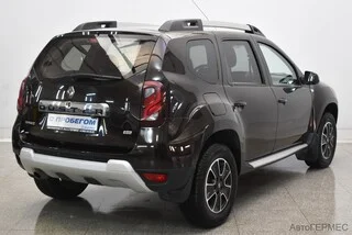 Фото RENAULT Duster I Рестайлинг с пробегом Фото RENAULT Duster I Рестайлинг с пробегом