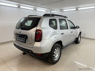 Фото RENAULT Duster I Рестайлинг с пробегом