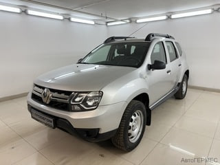 Фото RENAULT Duster I Рестайлинг с пробегом