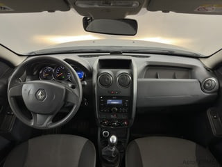 Фото RENAULT Duster I Рестайлинг с пробегом