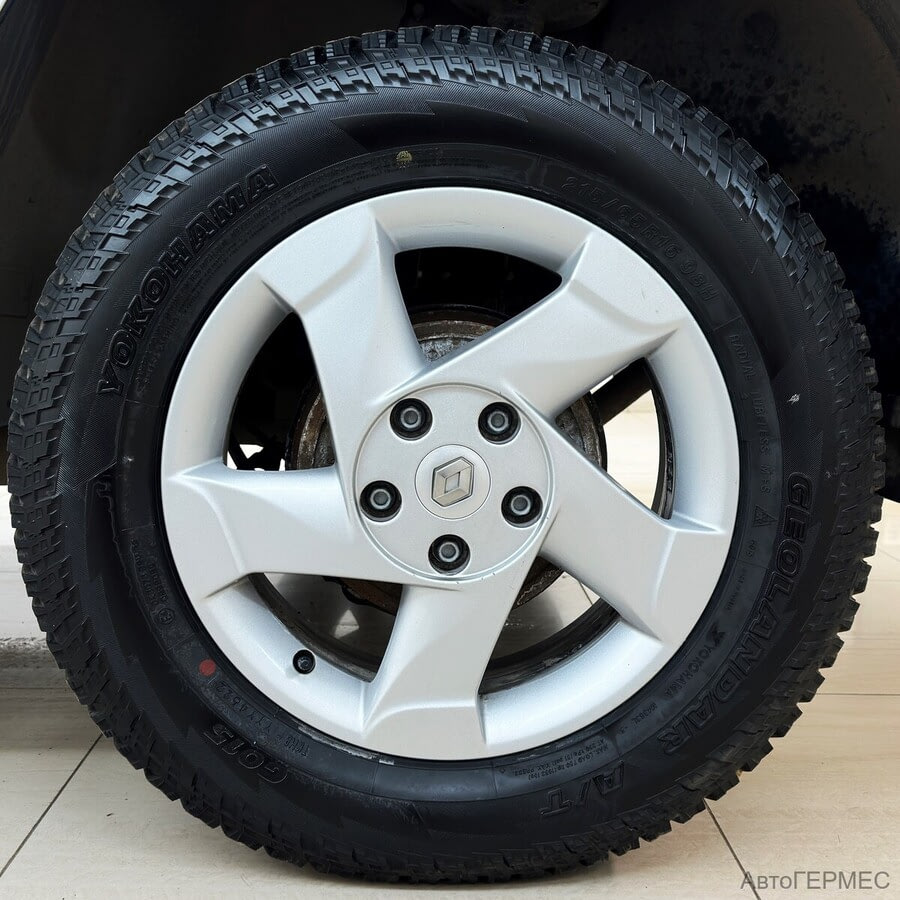 Фото RENAULT Duster I Рестайлинг с пробегом | №13 Фото RENAULT Duster I Рестайлинг с пробегом | №13