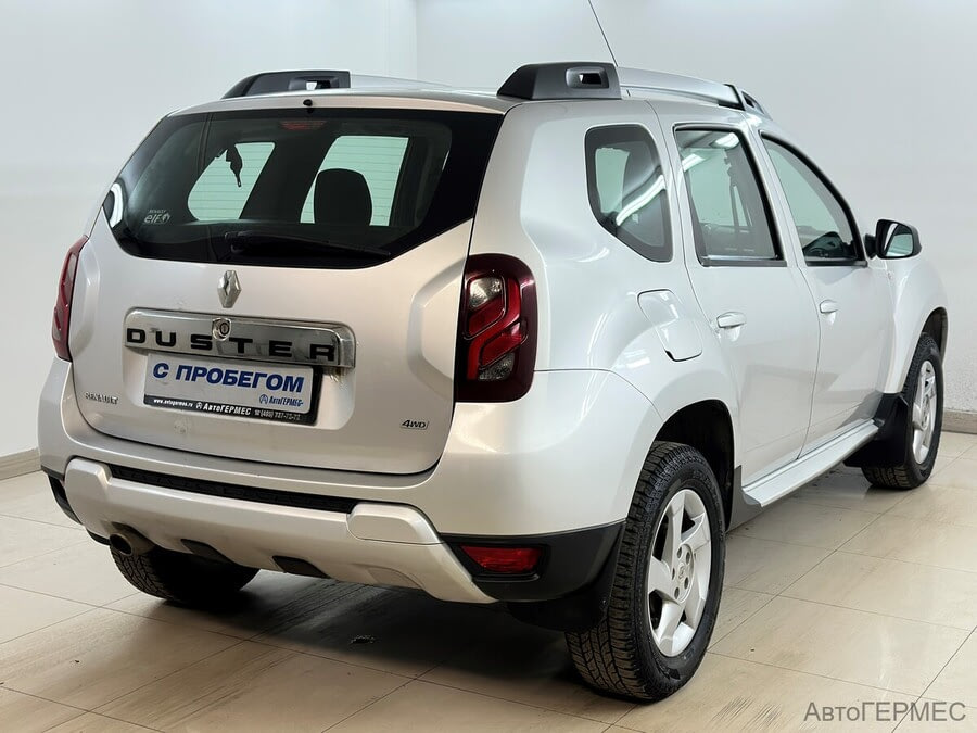 Фото RENAULT Duster I Рестайлинг с пробегом | №4 Фото RENAULT Duster I Рестайлинг с пробегом | №4