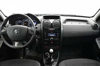 Фото RENAULT Duster I Рестайлинг с пробегом Фото RENAULT Duster I Рестайлинг с пробегом