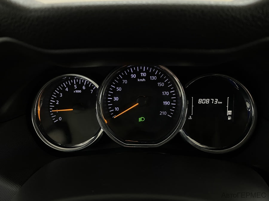 Фото RENAULT Duster I Рестайлинг с пробегом | №6 Фото RENAULT Duster I Рестайлинг с пробегом | №6