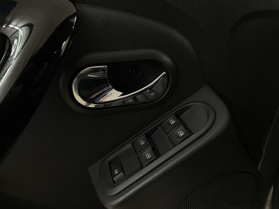 Фото RENAULT Duster I Рестайлинг с пробегом | №8 Фото RENAULT Duster I Рестайлинг с пробегом | №8