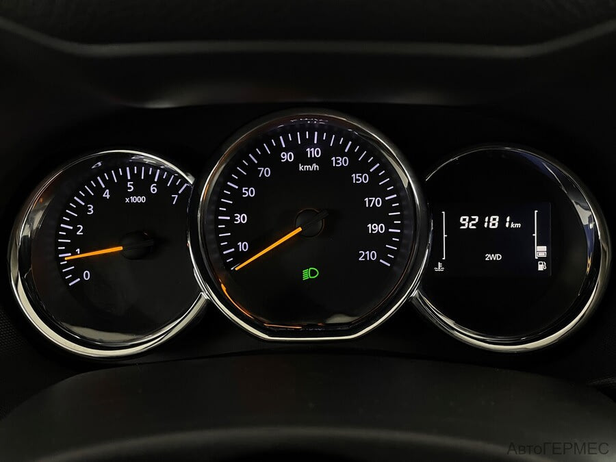 Фото RENAULT Duster I Рестайлинг с пробегом | №6 Фото RENAULT Duster I Рестайлинг с пробегом | №6