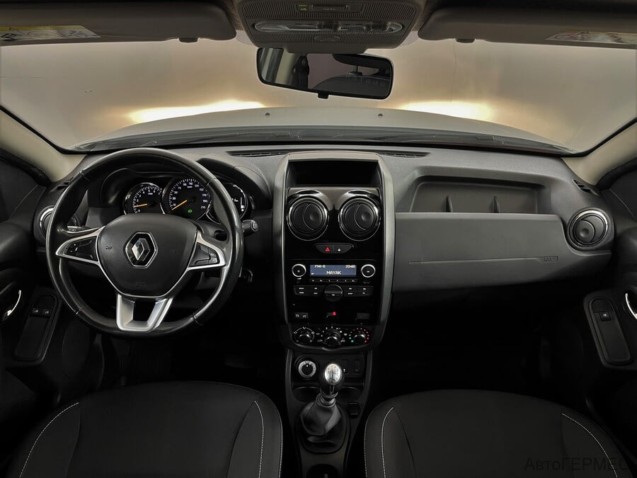 Фото RENAULT Duster I Рестайлинг с пробегом | №5 Фото RENAULT Duster I Рестайлинг с пробегом | №5