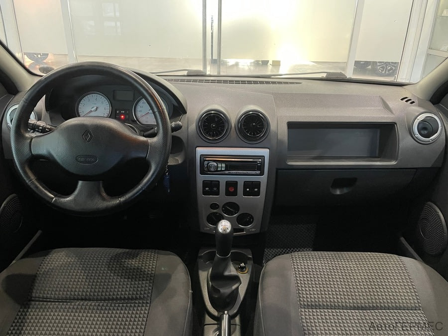 Фото RENAULT Logan I с пробегом | №5 Фото RENAULT Logan I с пробегом | №5