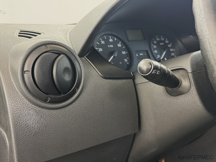 Фото RENAULT Logan I с пробегом | №8