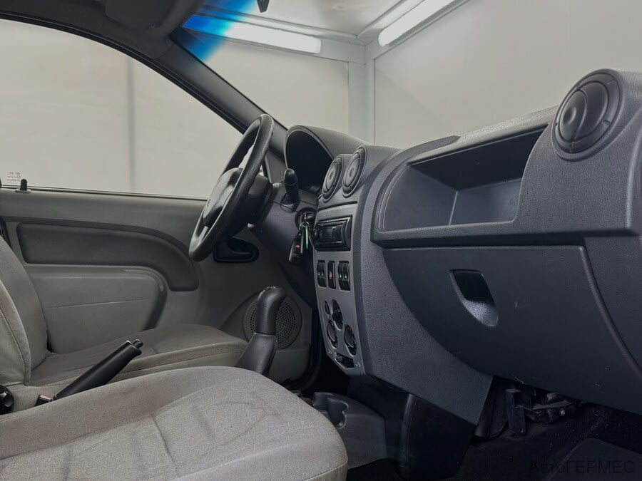 Фото RENAULT Logan I с пробегом | №10