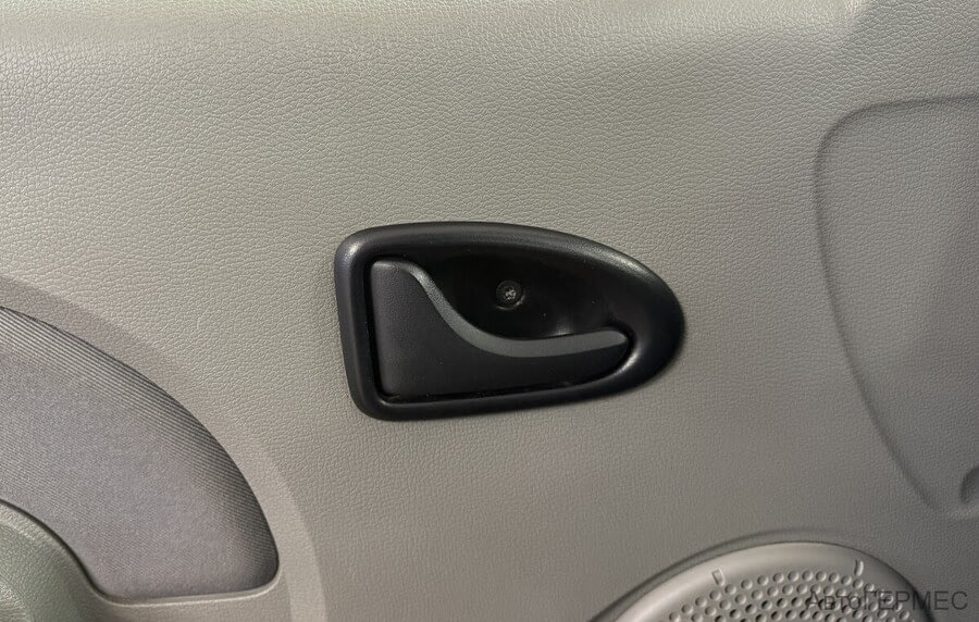 Фото RENAULT Logan I с пробегом | №11