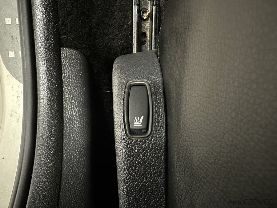 Фото RENAULT Logan I Рестайлинг с пробегом | №10 Фото RENAULT Logan I Рестайлинг с пробегом | №10