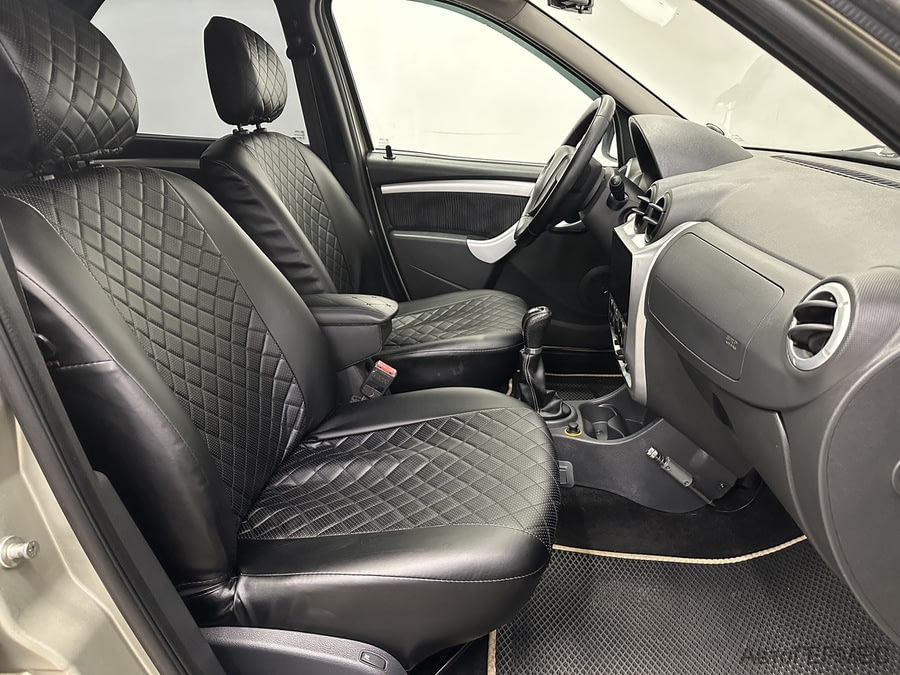 Фото RENAULT Logan I Рестайлинг с пробегом | №12 Фото RENAULT Logan I Рестайлинг с пробегом | №12