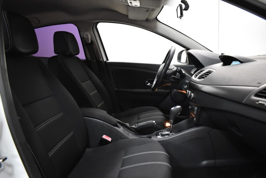 Фото RENAULT Fluence I Рестайлинг с пробегом | №10