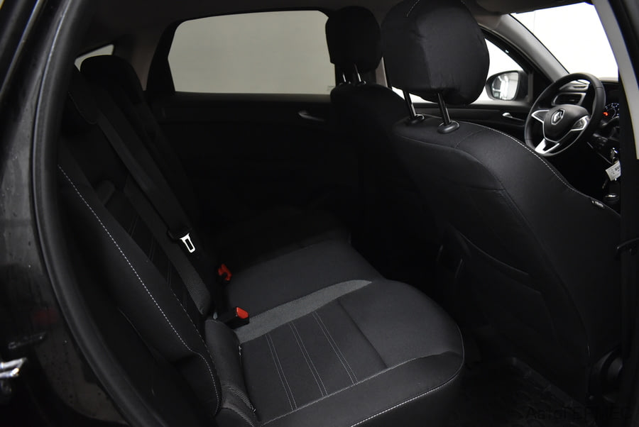 Фото RENAULT Arkana I с пробегом | №12