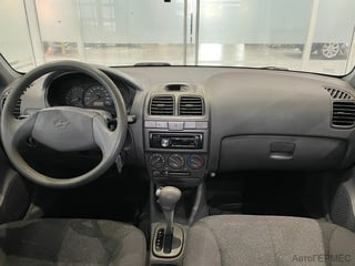 Фото HYUNDAI Accent II с пробегом