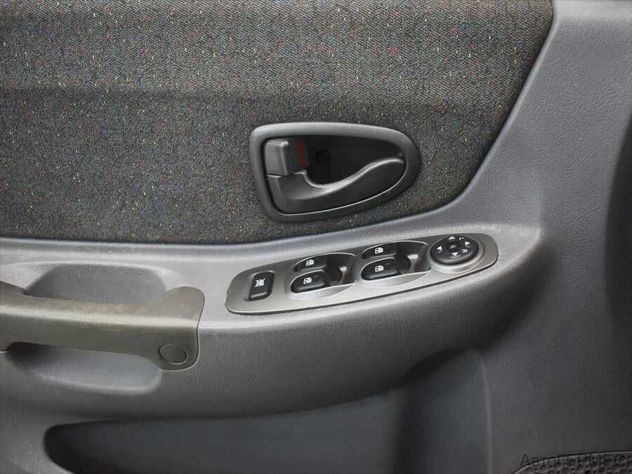 Фото HYUNDAI Accent II с пробегом | №8