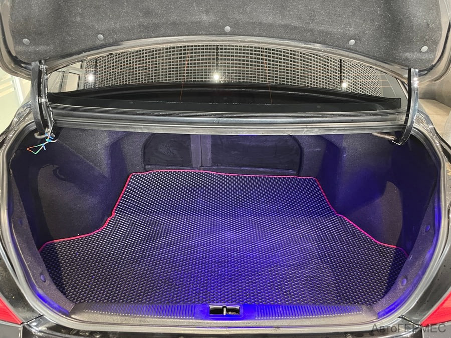 Фото HYUNDAI Elantra III (XD2) Рестайлинг с пробегом | №14