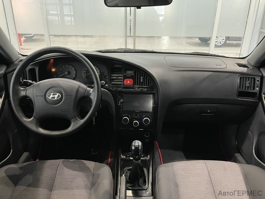 Фото HYUNDAI Elantra III (XD2) Рестайлинг с пробегом | №5