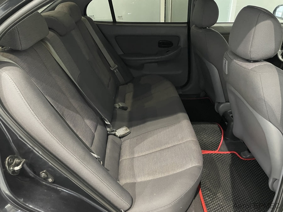 Фото HYUNDAI Elantra III (XD2) Рестайлинг с пробегом | №13