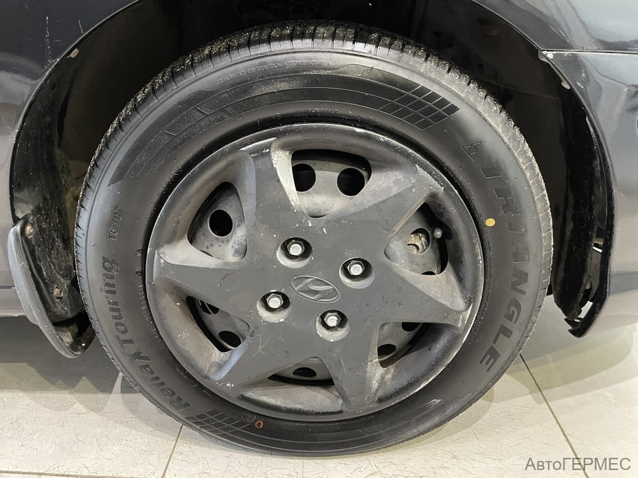 Фото HYUNDAI Elantra III (XD) с пробегом | №15