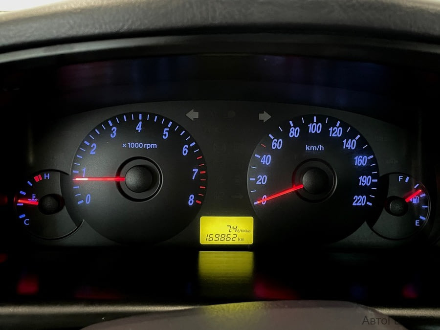 Фото HYUNDAI Elantra III (XD) с пробегом | №6