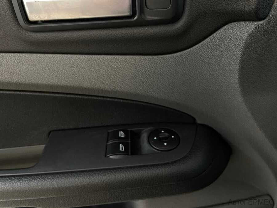 Фото Ford Focus II Рестайлинг с пробегом | №8 Фото Ford Focus II Рестайлинг с пробегом | №8