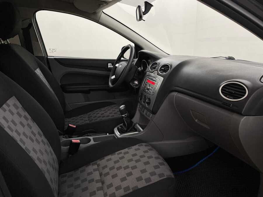 Фото Ford Focus II Рестайлинг с пробегом | №9 Фото Ford Focus II Рестайлинг с пробегом | №9