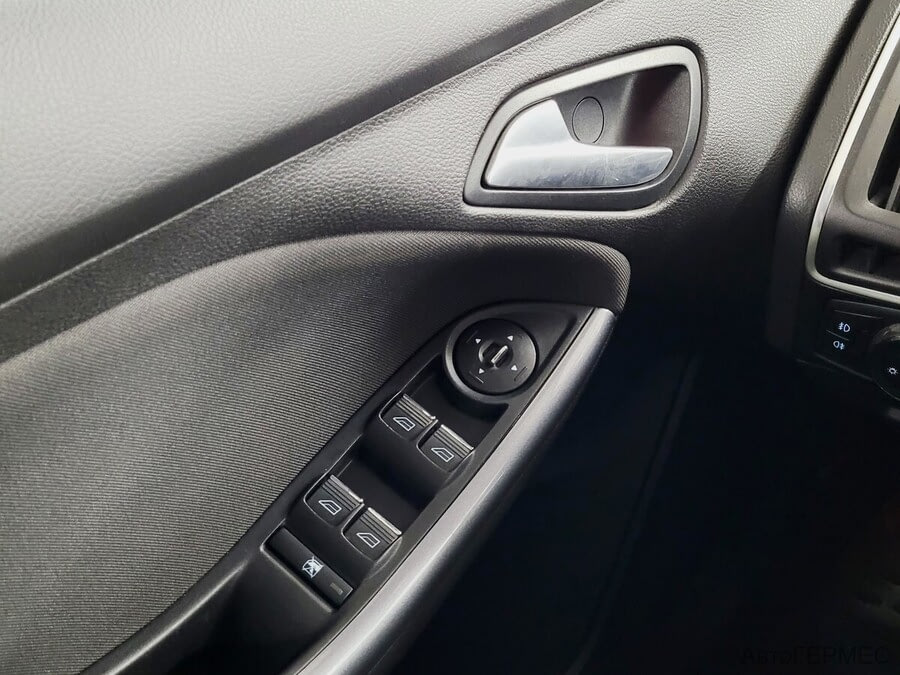 Фото Ford Focus III с пробегом | №10