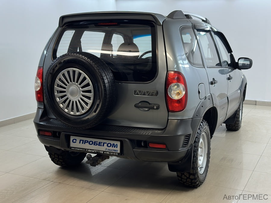 Фото Chevrolet Niva I Рестайлинг с пробегом | №4 Фото Chevrolet Niva I Рестайлинг с пробегом | №4