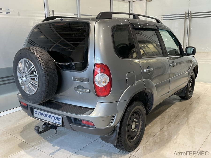 Фото Chevrolet Niva I Рестайлинг с пробегом | №4 Фото Chevrolet Niva I Рестайлинг с пробегом | №4