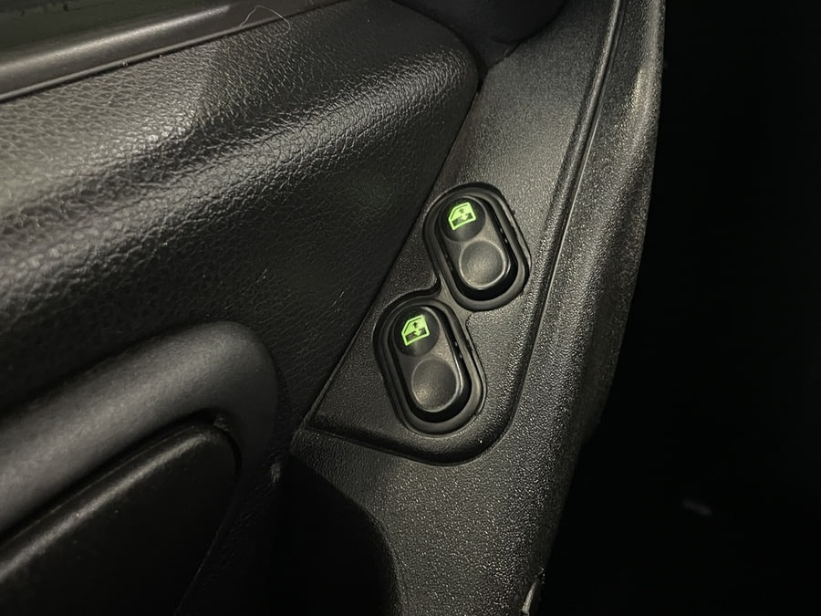 Фото Chevrolet Niva I Рестайлинг с пробегом | №9 Фото Chevrolet Niva I Рестайлинг с пробегом | №9