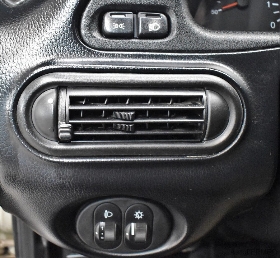 Фото Chevrolet Niva I Рестайлинг с пробегом | №8