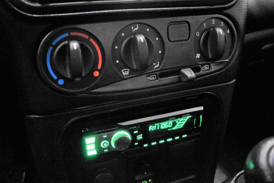 Фото Chevrolet Niva I Рестайлинг с пробегом | №8