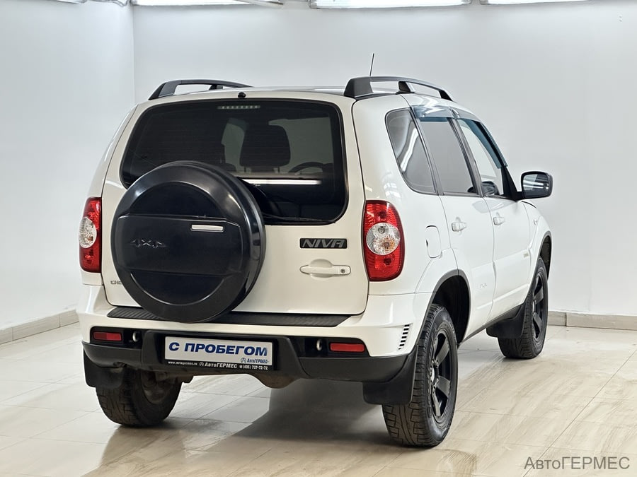 Фото Chevrolet Niva I Рестайлинг с пробегом | №4 Фото Chevrolet Niva I Рестайлинг с пробегом | №4