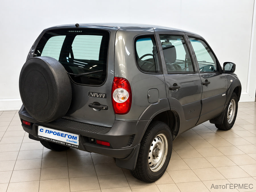Фото Chevrolet Niva I Рестайлинг с пробегом | №4 Фото Chevrolet Niva I Рестайлинг с пробегом | №4